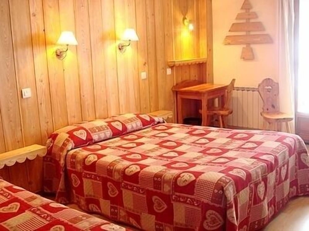 Imagen de la habitación del Hotel La Cascade. Foto 5