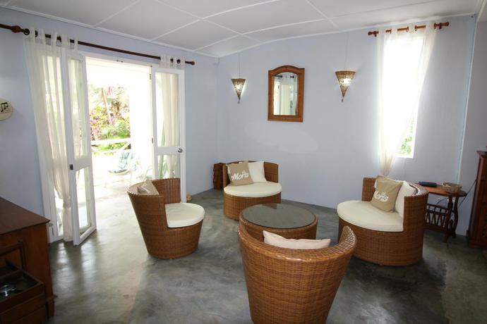 Imagen de la habitación del Hotel La Case Creole Beachfront Villa. Foto 3