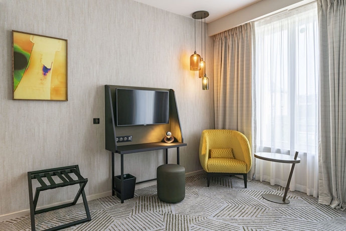 Imagen de la habitación del Hotel La Caserne Chanzy Hotel and Spa, Autograph Collection. Foto 10