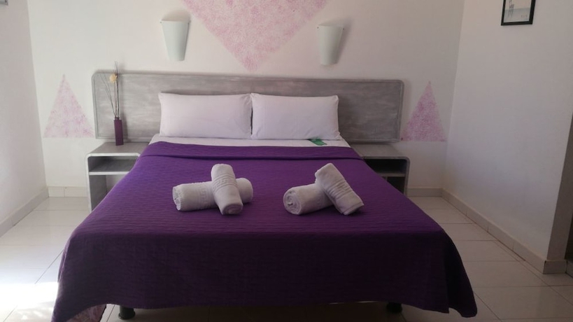 Imagen de la habitación del Hotel La Casita. Foto 12