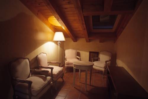 Imagen de la habitación del Hotel La Casona De Doña Petra. Foto 6