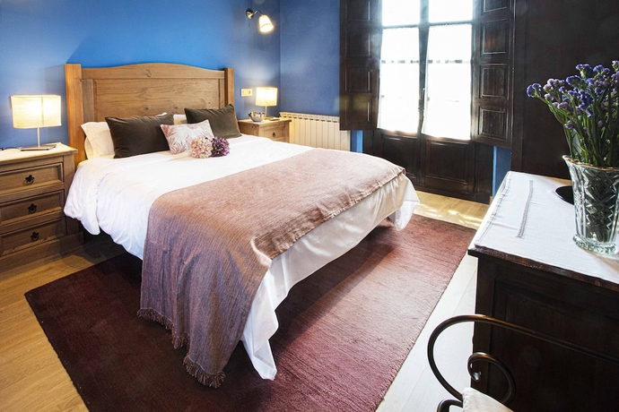 Imagen de la habitación del Hotel La Casona De Tresgrandas. Foto 12