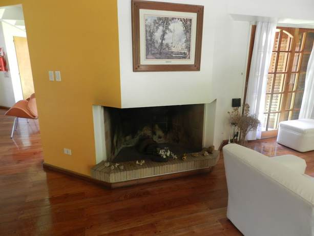 Imagen de los interiores del Hotel La Casona Del Rio, NEUQUEN. Foto 17