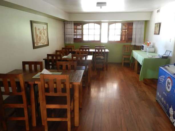 Imagen del bar/restaurante del Hotel La Casona Del Rio, NEUQUEN. Foto 2