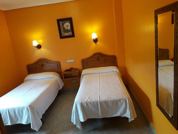 Imagen de la habitación del Hotel La Casona, Noja. Foto 15