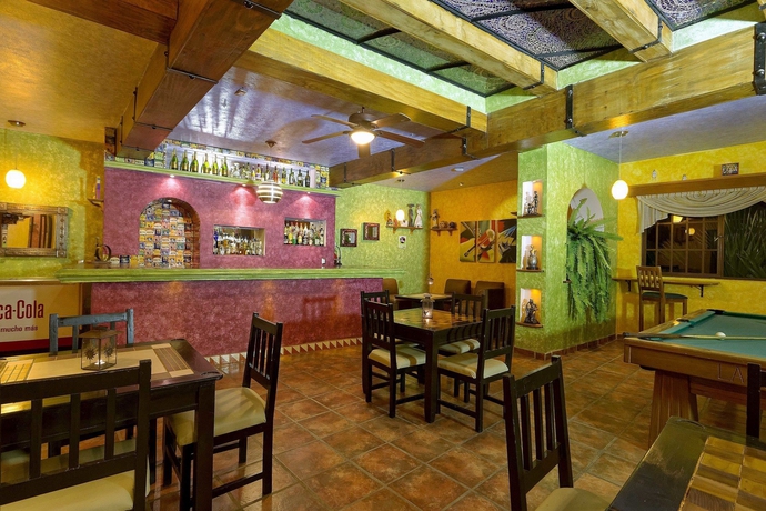 Imagen de la piscina del Hotel La Casona Tequisquiapan and Spa. Foto 13