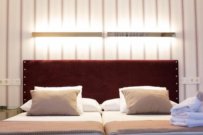 Imagen de la habitación del Hotel La Casona de Llerices. Foto 13