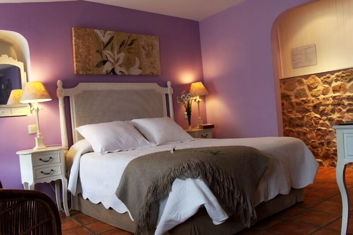 Imagen de la habitación del Hotel La Casona de Luc&iacute;a. Foto 5