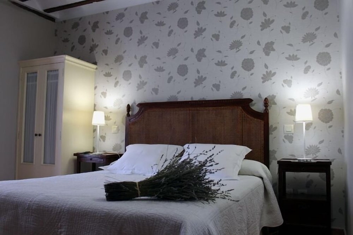 Imagen de la habitación del Hotel La Casona de Luc&iacute;a. Foto 7