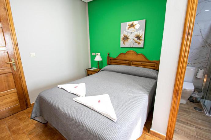 Imagen de la habitación del Hotel La Casona de Rey. Foto 6