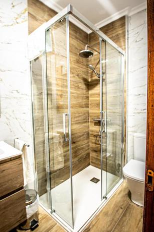 Imagen de la habitación del Hotel La Casona de Rey. Foto 9