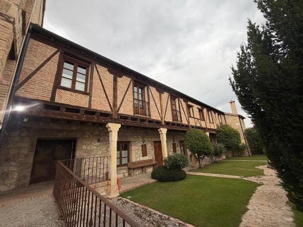 Imagen de los exteriores del Hotel La Casona del Molinero by gaiarooms. Foto 11