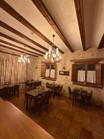 Imagen de los interiores del Hotel La Casona del Molinero by gaiarooms. Foto 13