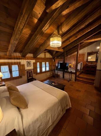 Imagen de la habitación del Hotel La Casona del Molinero by gaiarooms. Foto 9