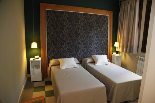 Imagen de la habitación del Hotel La Castellana, Benasal. Foto 8