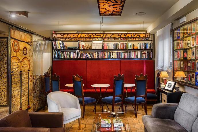 Imagen de los interiores del Hotel La Casueña. Foto 11