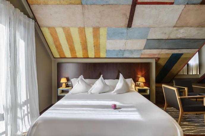 Imagen de la habitación del Hotel La Casueña. Foto 4