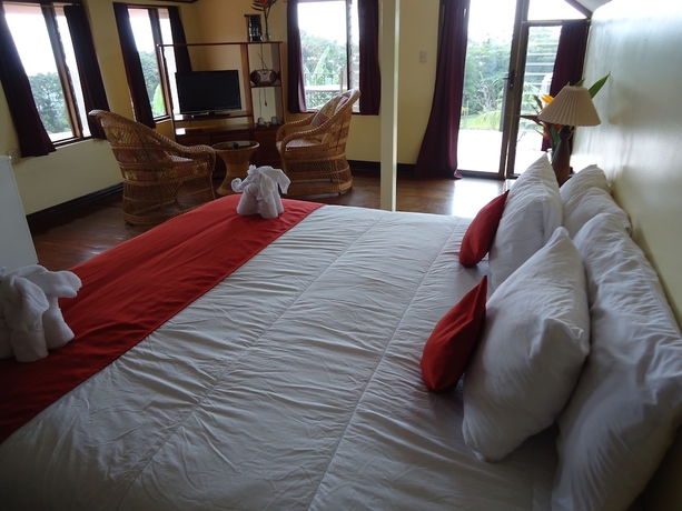 Imagen de la habitación del Hotel La Catalina and Suites. Foto 7