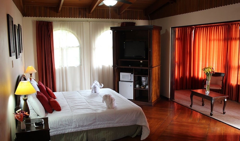 Imagen de la habitación del Hotel La Catalina and Suites. Foto 10