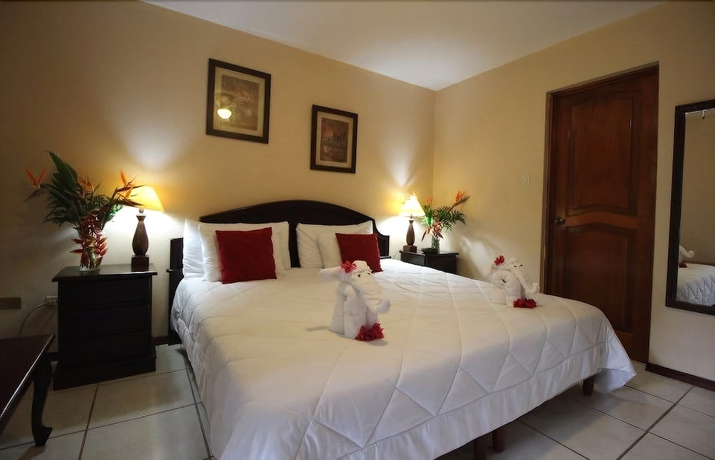 Imagen de la habitación del Hotel La Catalina and Suites. Foto 12