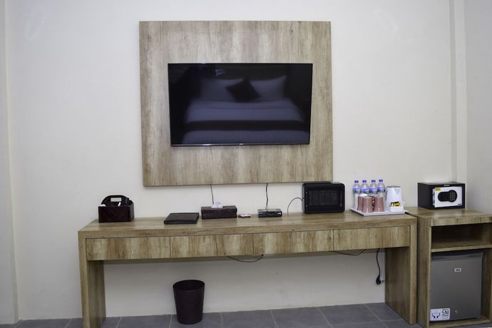 Imagen de la habitación del Hotel La Cecile and Cafe Komodo. Foto 8