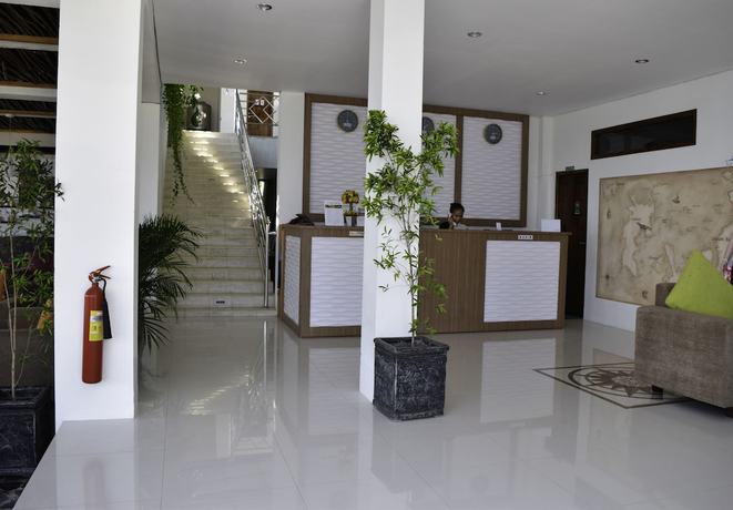 Imagen de los interiores del Hotel La Cecile and Cafe Komodo. Foto 19