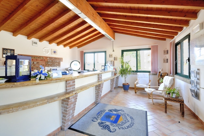 Imagen de los interiores del Hotel La Cecinella Apartments. Foto 16