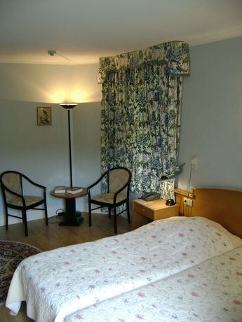 Imagen del bar/restaurante del Hotel La Châtelaine and Aux Chevaliers. Foto 3