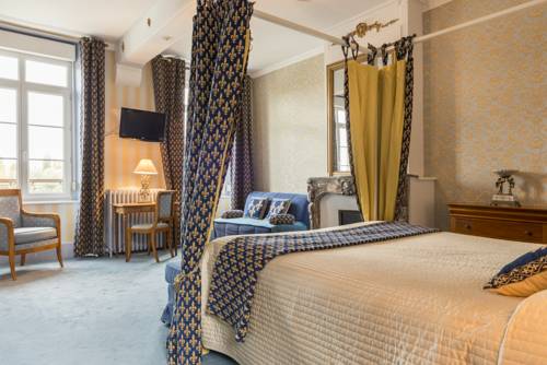 Imagen de la habitación del Hotel La Cha&icirc;ne D'or. Foto 4