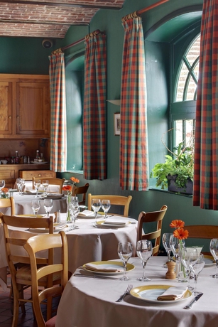 Imagen del bar/restaurante del Hotel La Chartreuse Du Val St Esprit. Foto 5