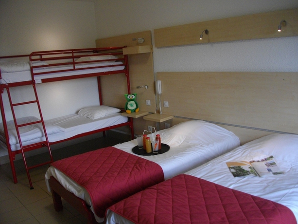 Imagen de la habitación del Hotel La Chataigneraie. Foto 7