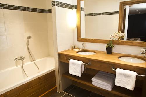 Imagen de la habitación del Hotel La Chaudanne. Foto 5