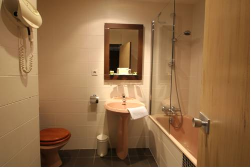 Imagen de la habitación del Hotel La Chaumette. Foto 8