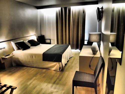 Imagen de la habitación del Hotel La Chaumiere, Quillan. Foto 12