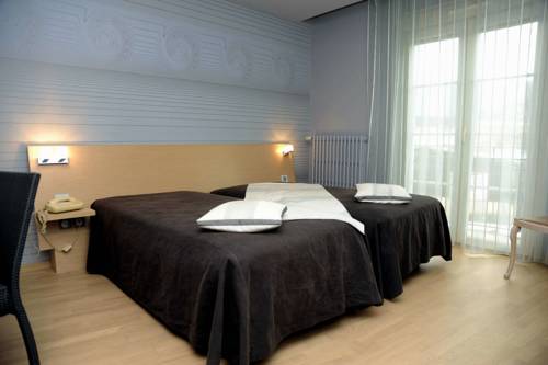 Imagen de la habitación del Hotel La Chaumiere, Quillan. Foto 13