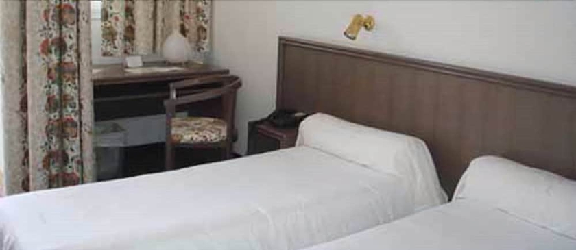 Imagen de la habitación del Hotel La Ch&ecirc;neraie. Foto 5