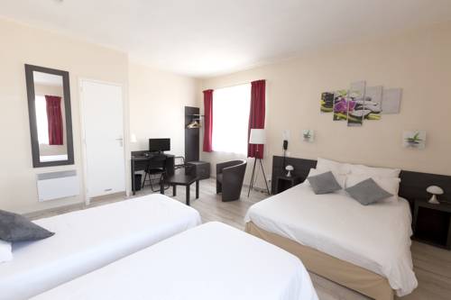 Imagen de la habitación del Hotel La Chipaudi&egrave;re. Foto 6