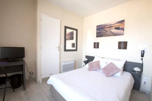 Imagen de la habitación del Hotel La Chipaudi&egrave;re. Foto 7