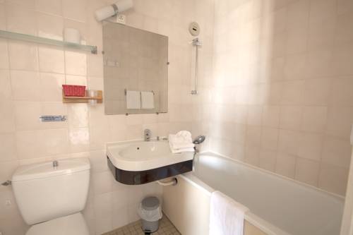 Imagen de la habitación del Hotel La Chipaudi&egrave;re. Foto 8