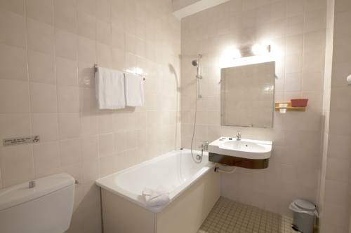 Imagen de la habitación del Hotel La Chipaudi&egrave;re. Foto 12