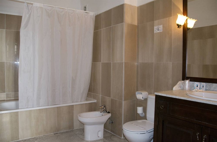 Imagen de la habitación del Hotel La Chiquita. Foto 9