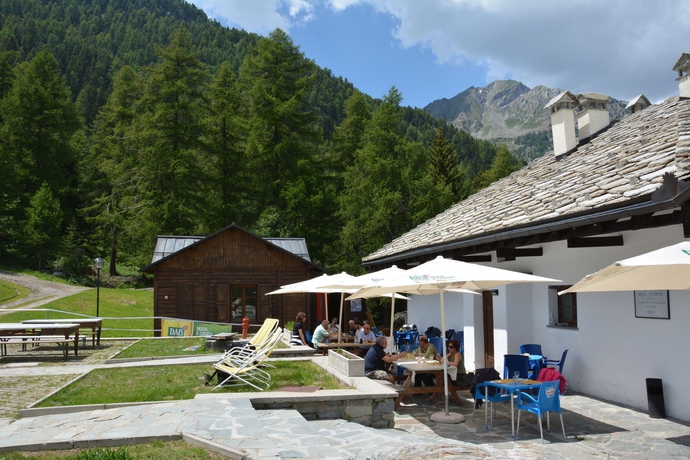 Imagen de los exteriores del Hotel La Cialvrina Resort. Foto 13