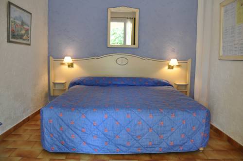 Imagen de la habitación del Hotel La Cigali&egrave;re. Foto 13