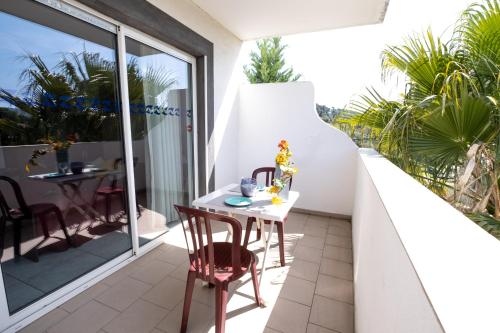 Imagen de la habitación del Hotel La Ciotat Le Saint Est&egrave;ve. Foto 15