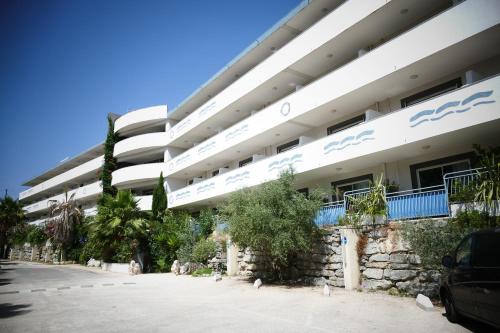 Imagen general del Hotel La Ciotat Le Saint Est&egrave;ve. Foto 7