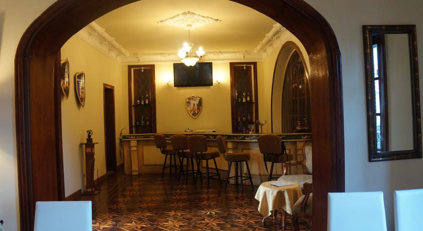 Imagen del bar/restaurante del Hotel La Circasiana. Foto 4