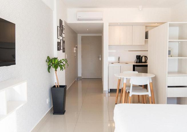 Imagen de la habitación del Hotel La Cisterna by DOT Suites. Foto 3