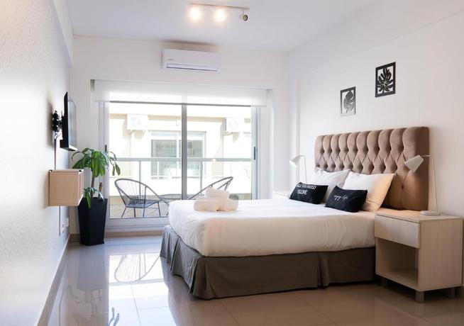 Imagen de la habitación del Hotel La Cisterna by DOT Suites. Foto 7