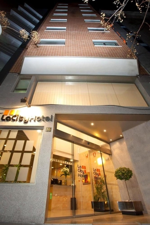 Imagen de los exteriores del Hotel La City Estación. Foto 8