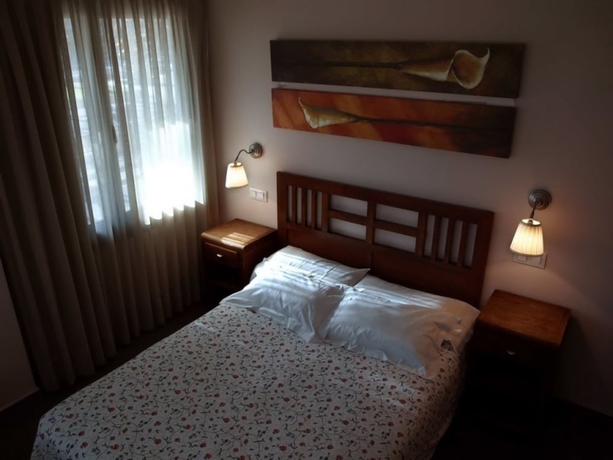 Imagen de la habitación del Hotel La Ciudadela. Foto 7